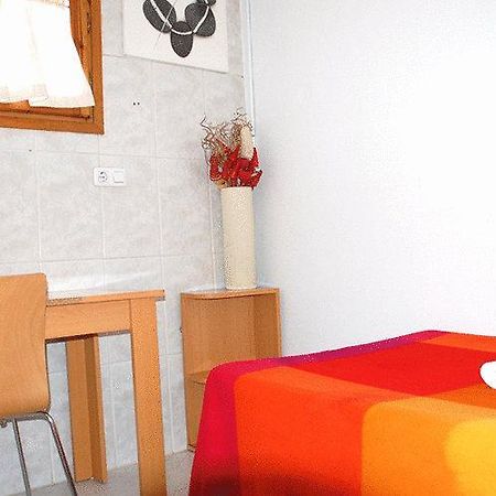 Pension Picasso Barcelona Room photo