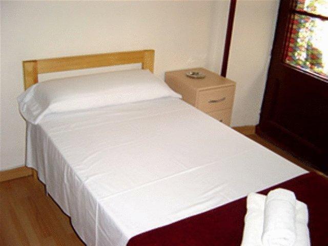 Pension Picasso Barcelona Room photo